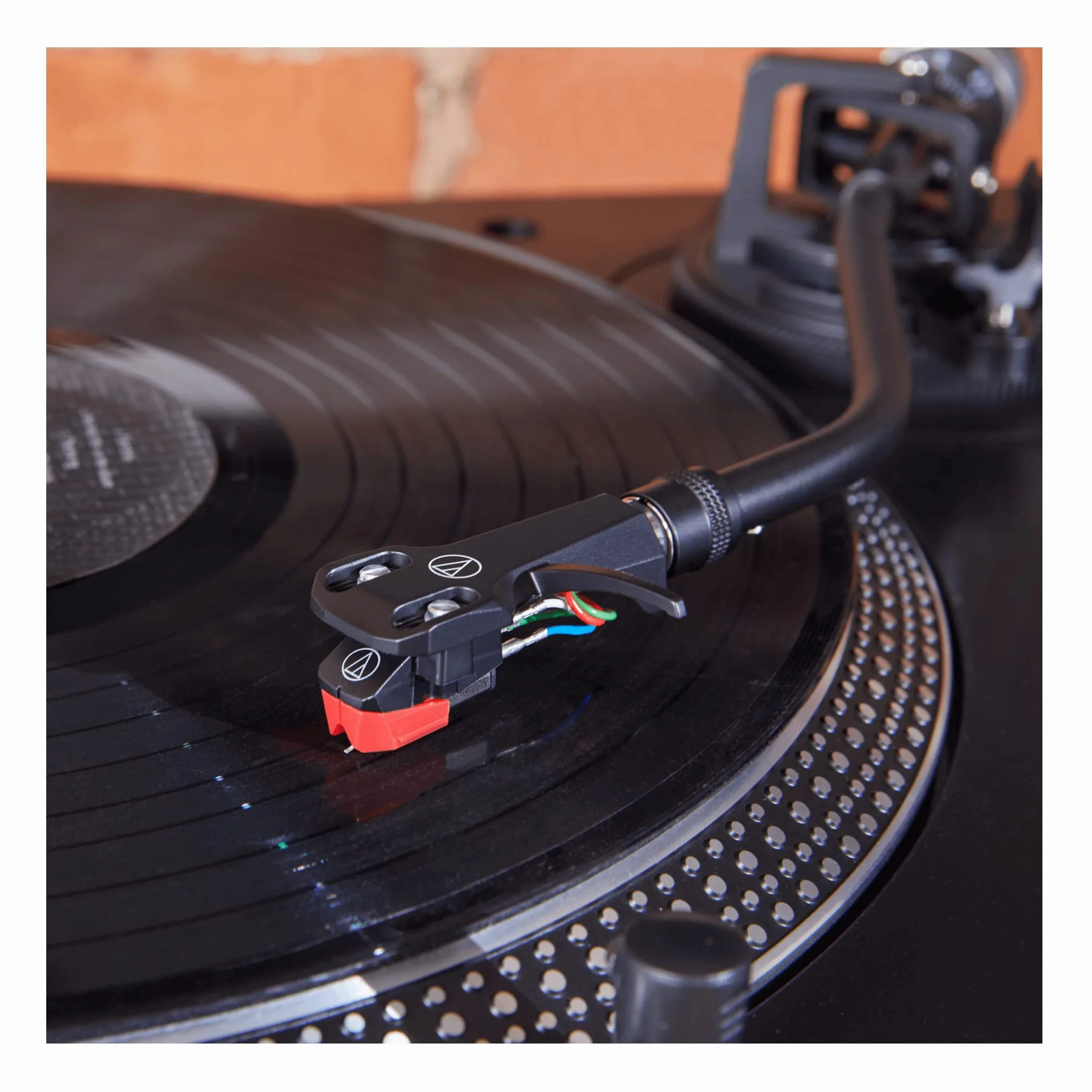 Audio-Technica AT-VM95ML/H Nakładka na głowicę/podwójny ruchomy wkład magnesowy (czarny/czerwony)