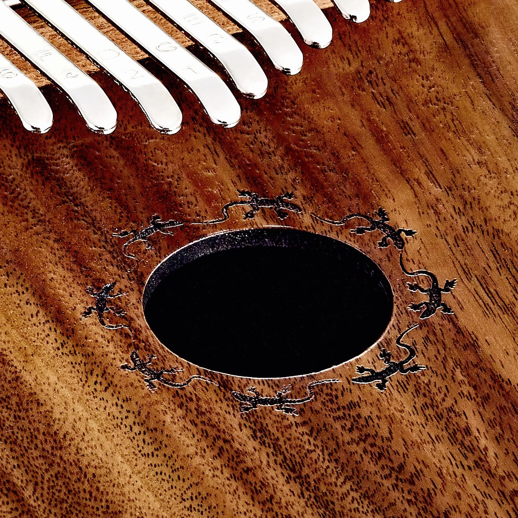 Ortega Kalimba C-Dur akustyczny fortepian na kciuk – seria Lizard – 17 kluczy – medytacja, LoFi – w zestawie etui Deluxe, torba z materiału, młotek do strojenia, ściereczka do polerowania (OKB1)