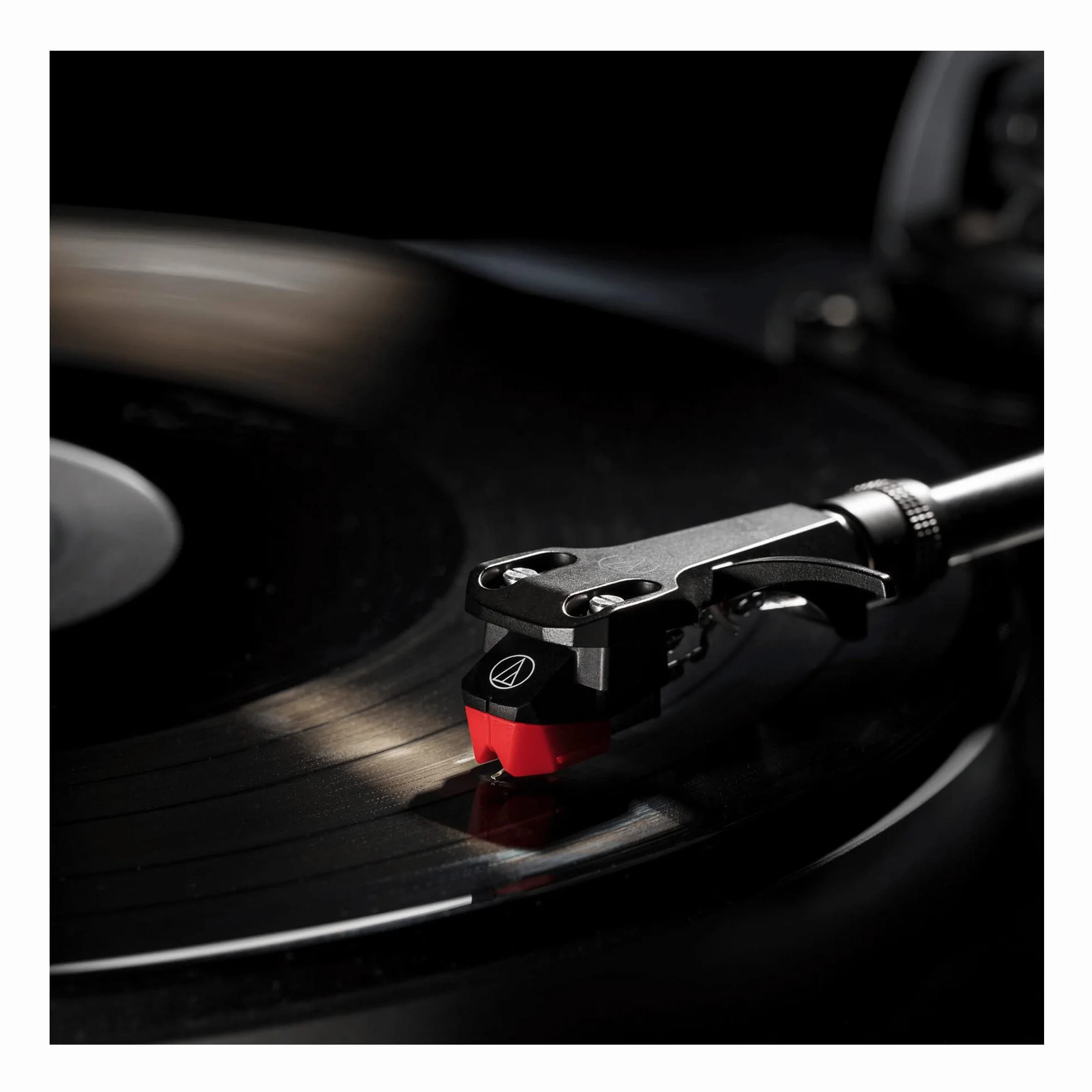 Audio-Technica AT-VM95ML/H Nakładka na głowicę/podwójny ruchomy wkład magnesowy (czarny/czerwony)