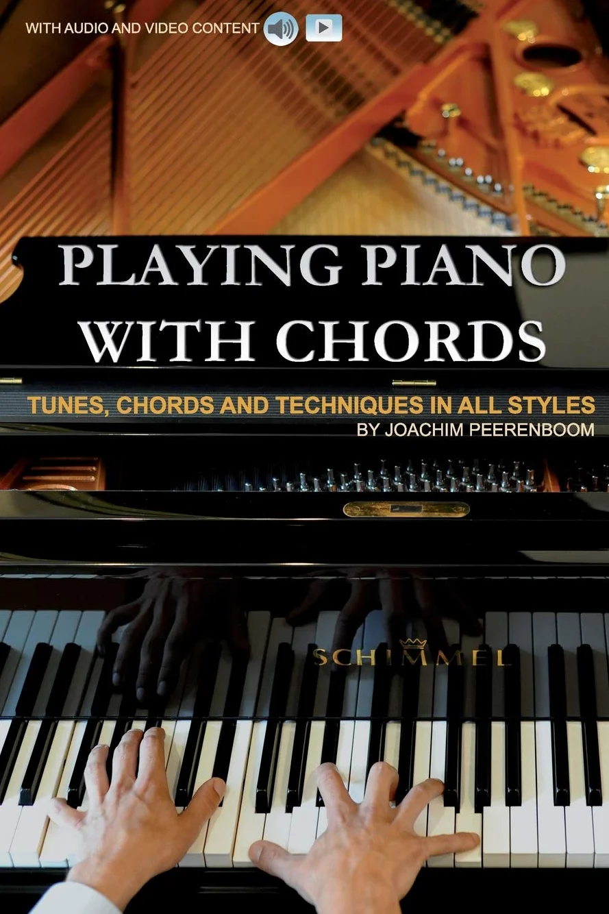 Playing Piano with Chords: Tunes, Chords and Techniques in all Styles