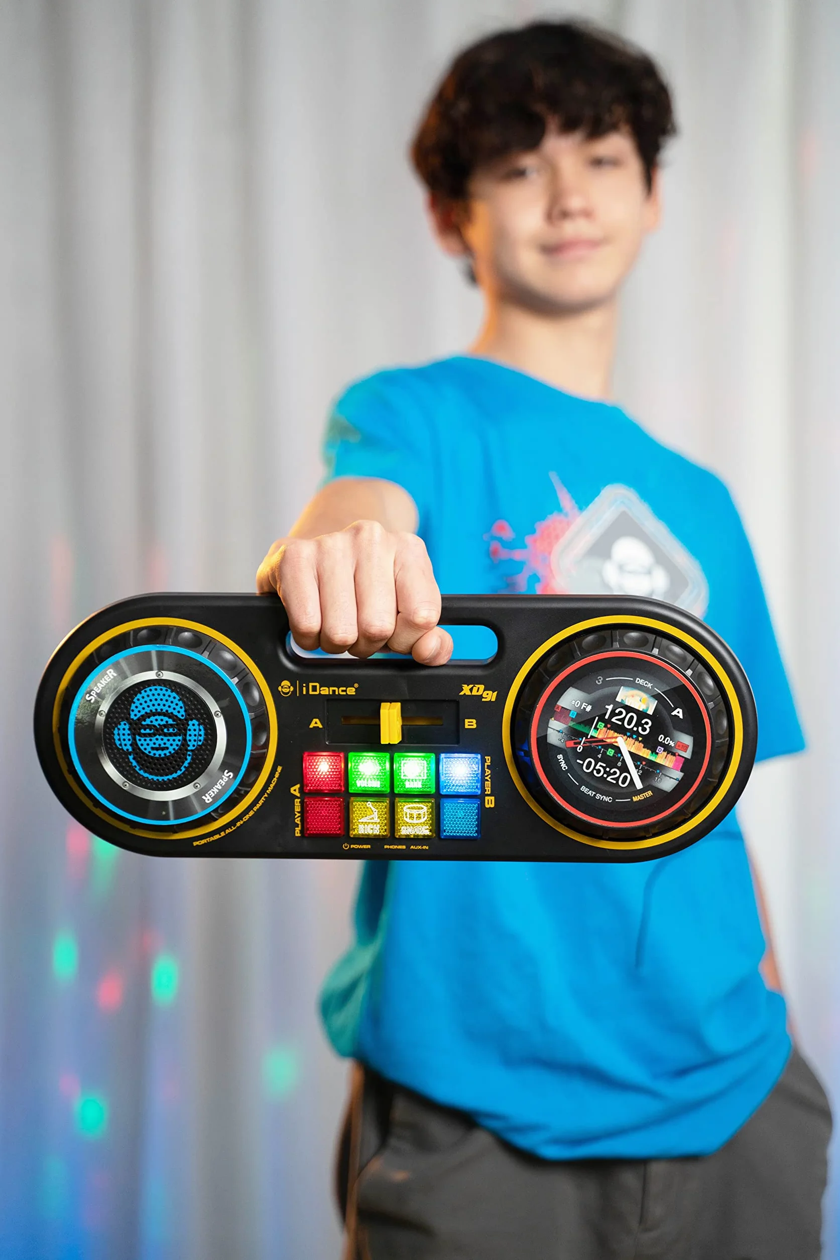 Cefa Toys- Mieszanka DJ 8 W 1 41,4x15,4x4,8 cm. 12 pętli audio. Crossfader do mieszania i głośników z wyjściem słuchawkowym. (00350)